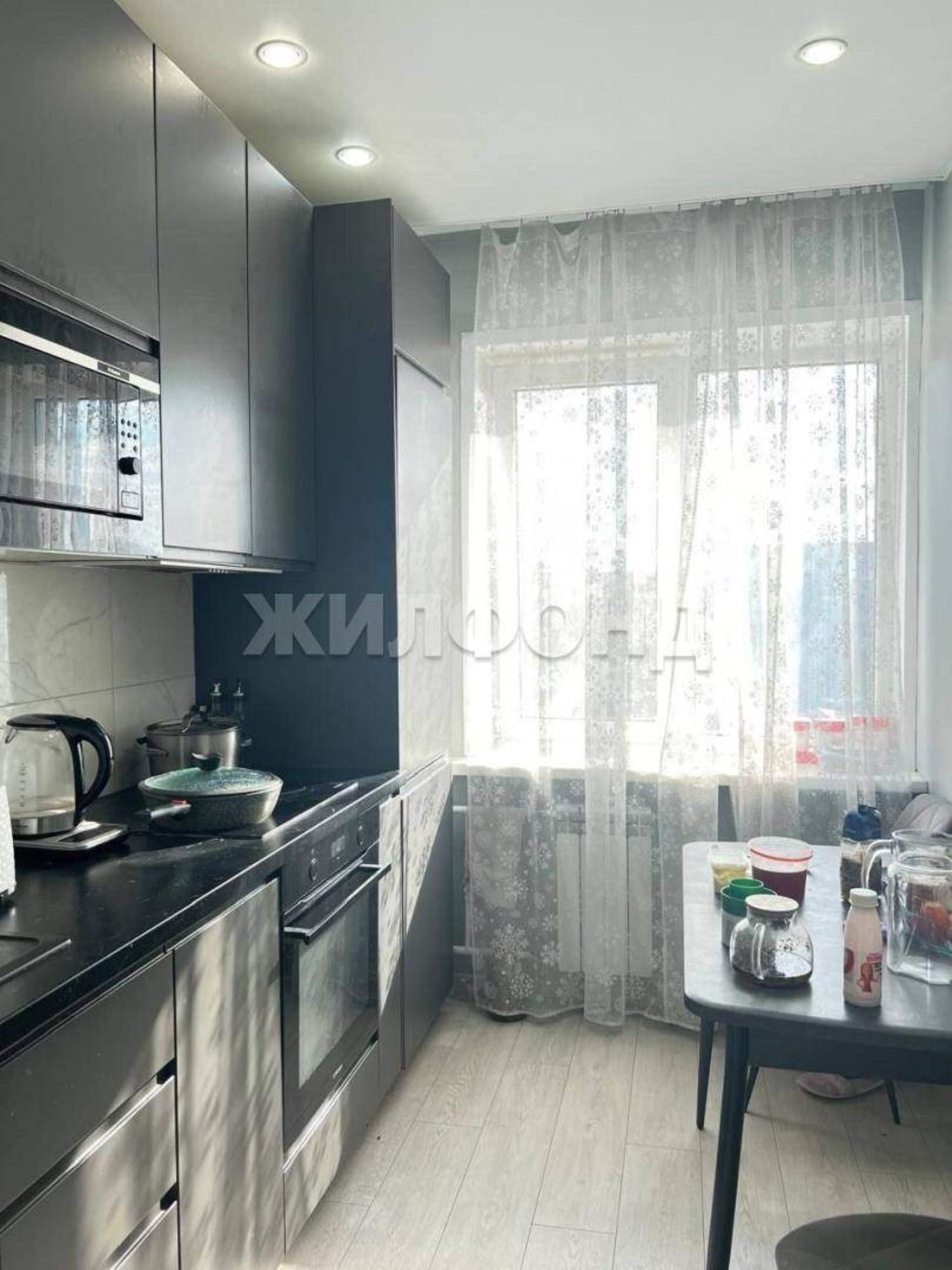 Купить квартиру за 8 500 000 рублей на Калинина улица, д.7