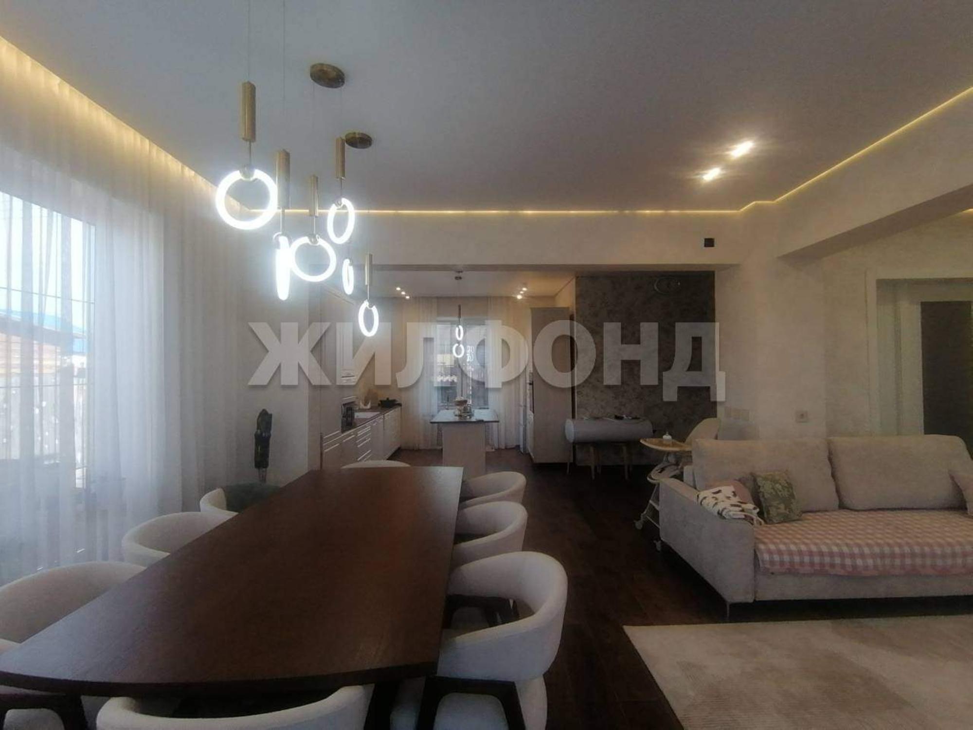 Купить дачу, дом, коттедж за 17 400 000 рублей на Максима Мунзука ул.