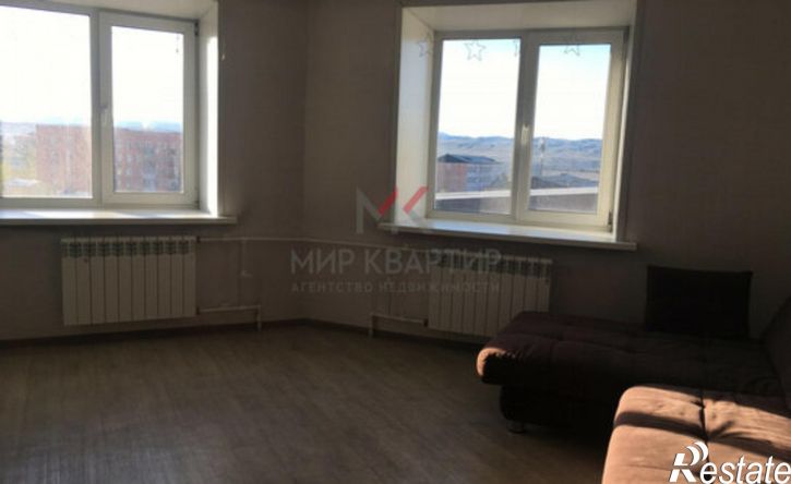 3-комн квартира Кызыл, улица Ооржака Лопсанчапа, 44