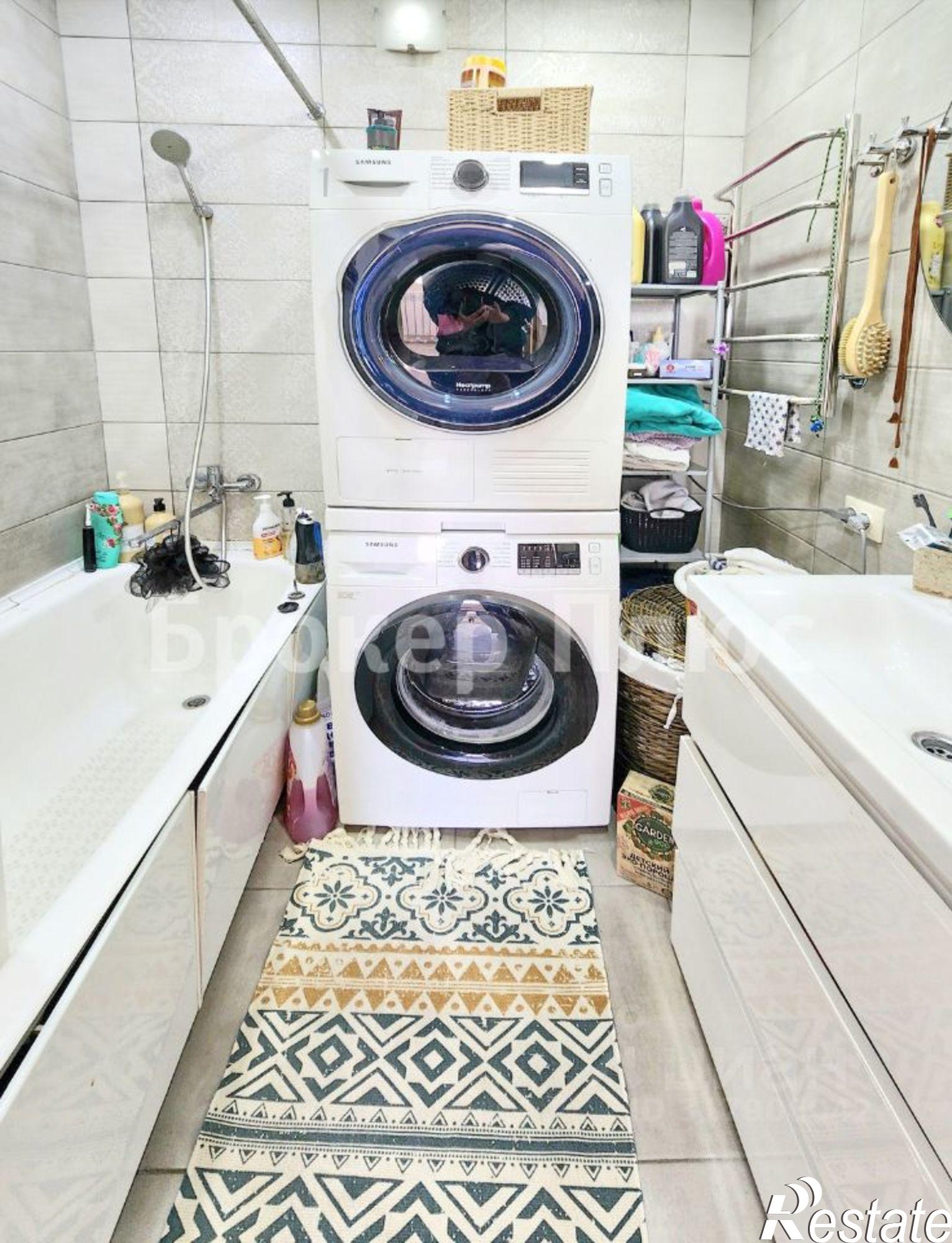 Купить квартиру за 9 900 000 рублей на улица Дружбы, 40