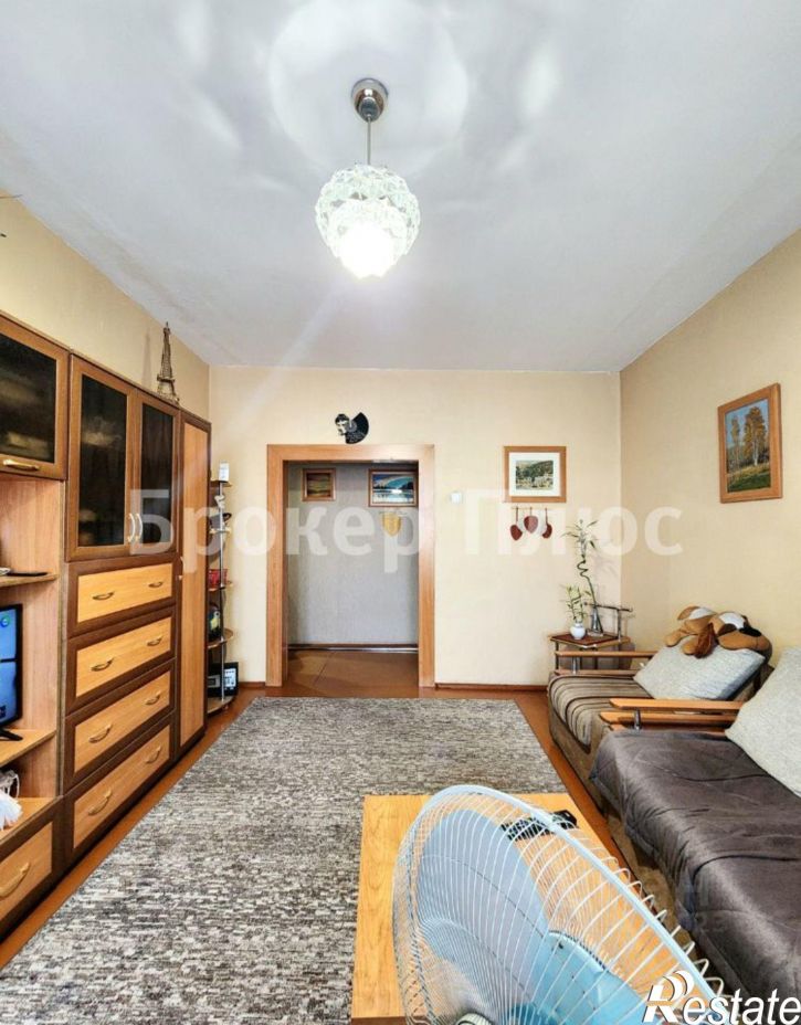 3-комн квартира ул Декабристов, 8,  д. 8