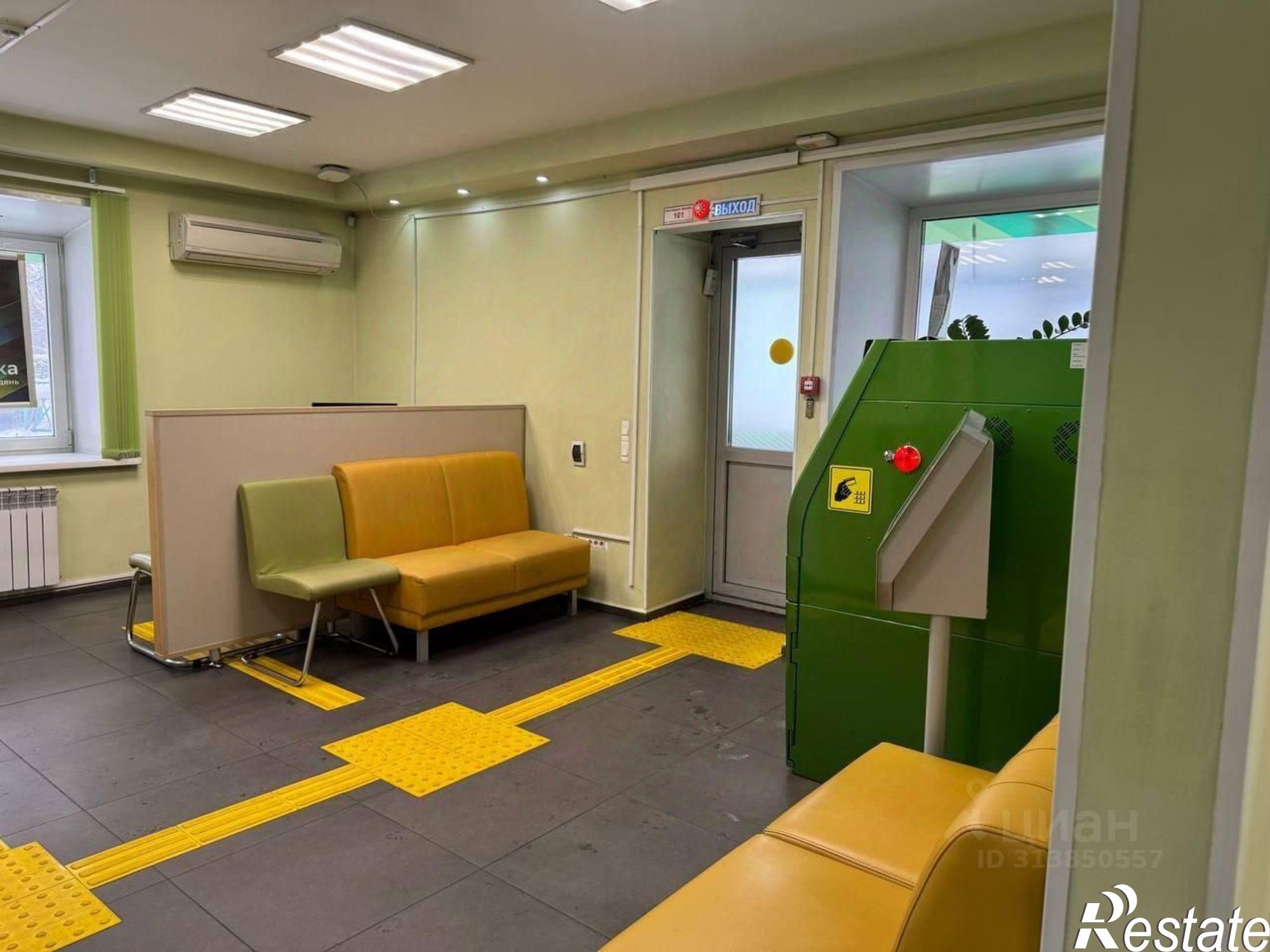 Купить офис, помещение под офис за 9 874 860 рублей на улица Дружбы, 138