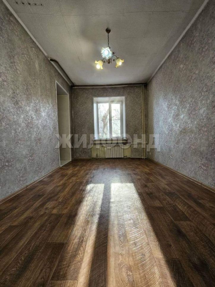 3-комн квартира Красных Партизан улица, д.15