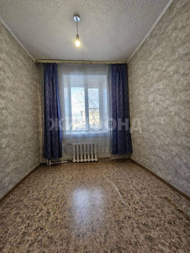 3-комн квартира Красных Партизан улица, д.15