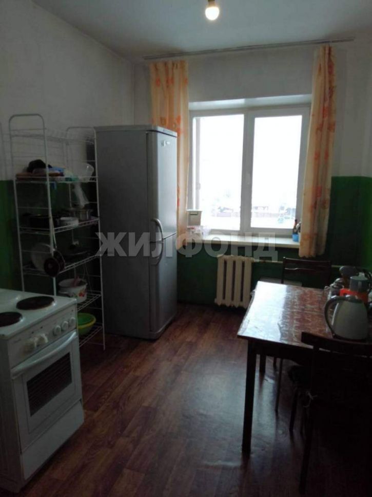 3-комн квартира Убсу-Нурская улица, д.6