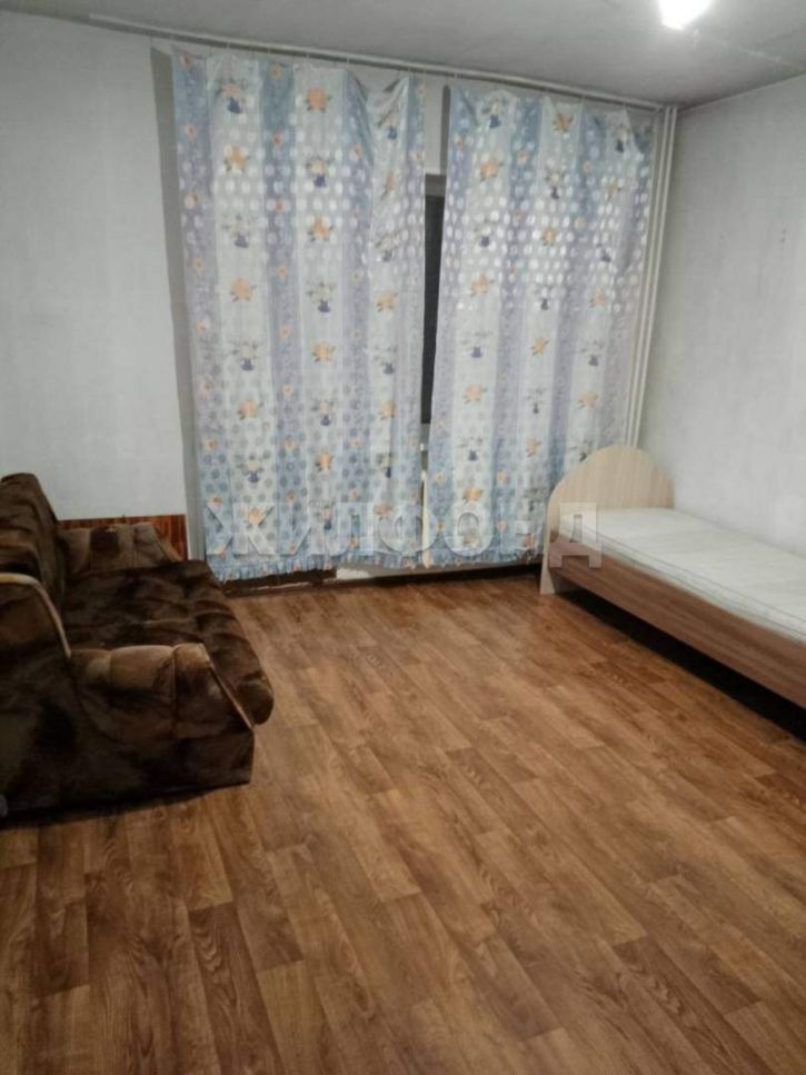 3-комн квартира Убсу-Нурская улица, д.6