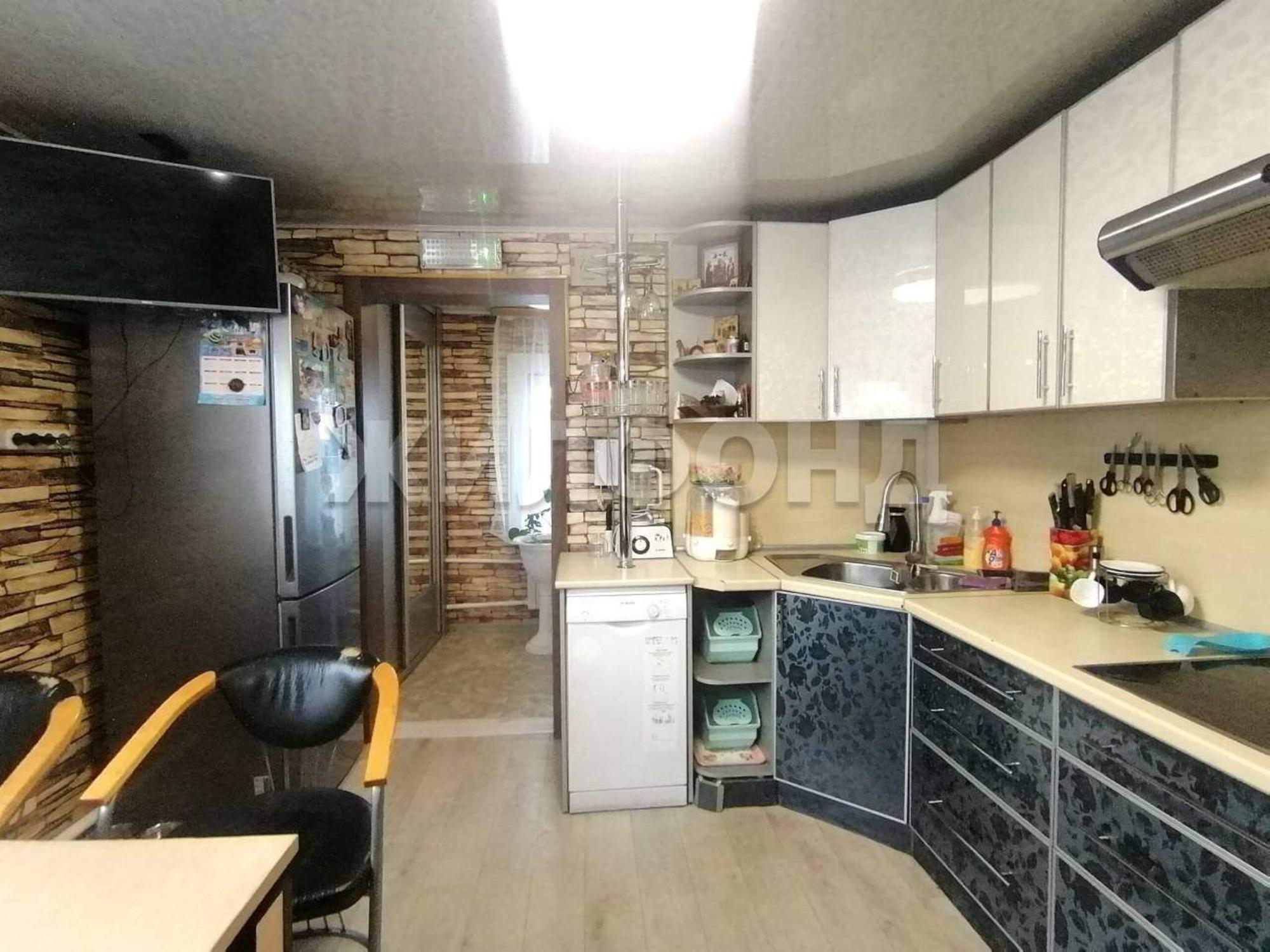 Купить дачу, дом, коттедж за 12 000 000 рублей на Кок-Тейская улица