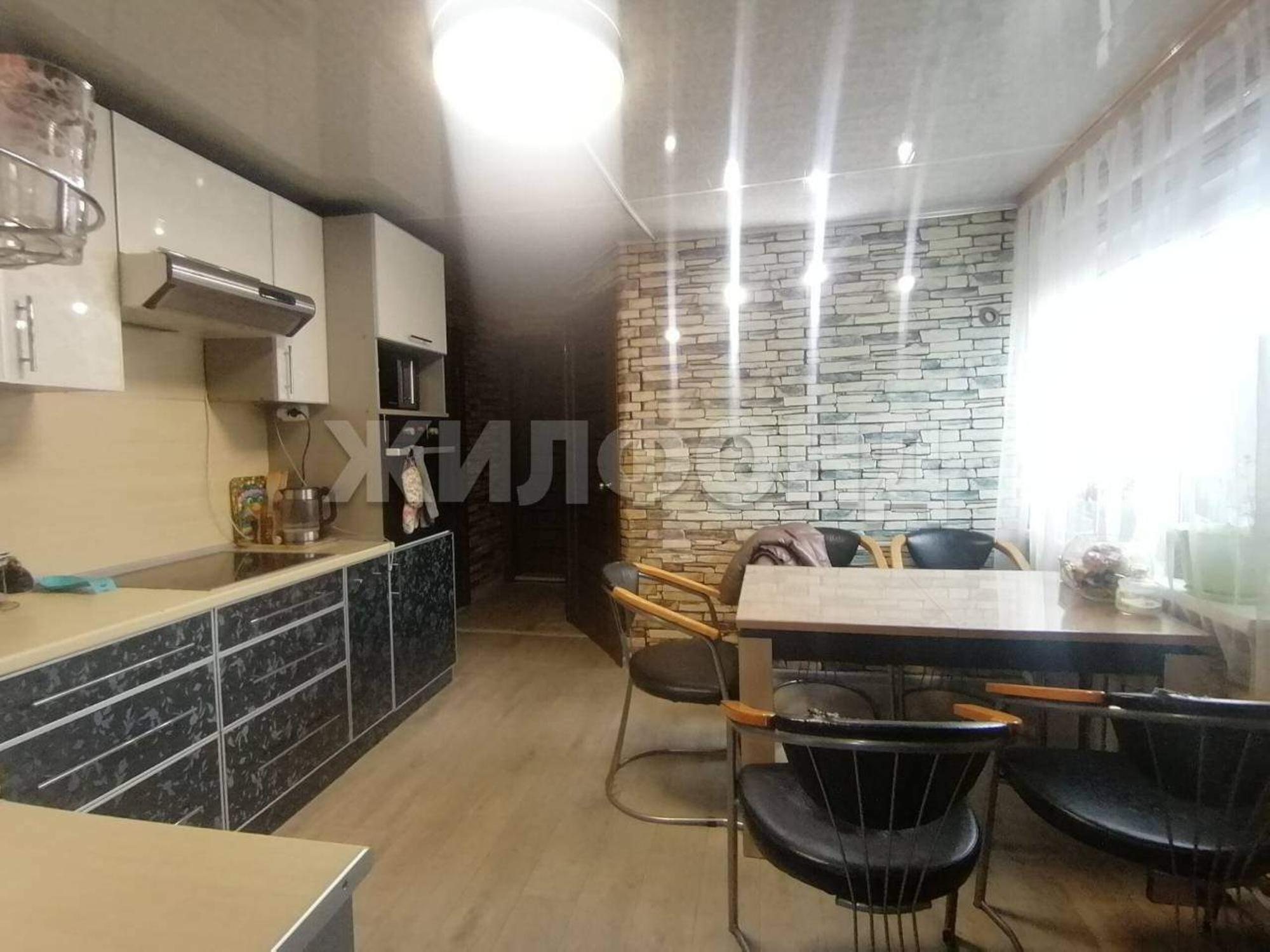 Купить дачу, дом, коттедж за 12 000 000 рублей на Кок-Тейская улица