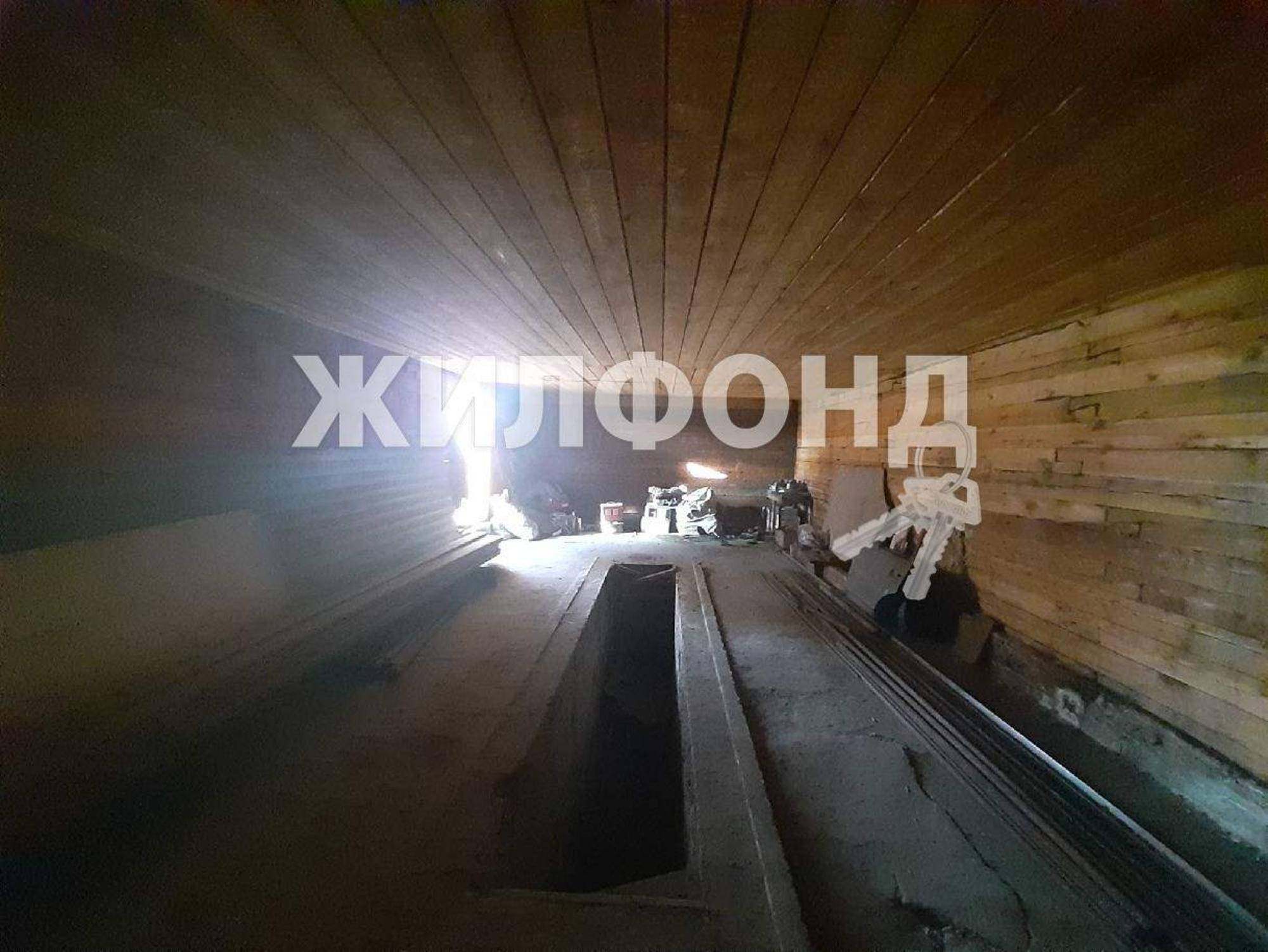 Купить дачу, дом, коттедж за 10 000 000 рублей на Луговая улица