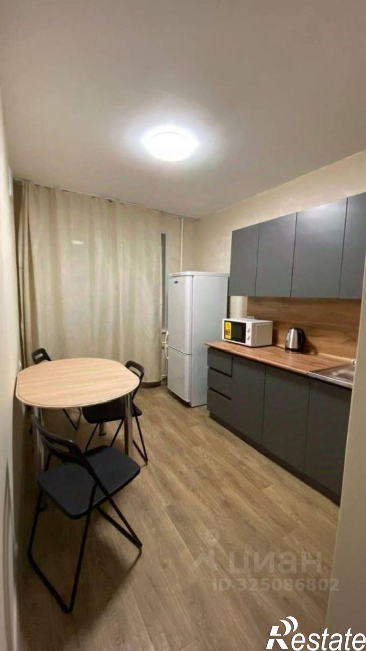 3-комн квартира улица Калинина, 3,  д. 3