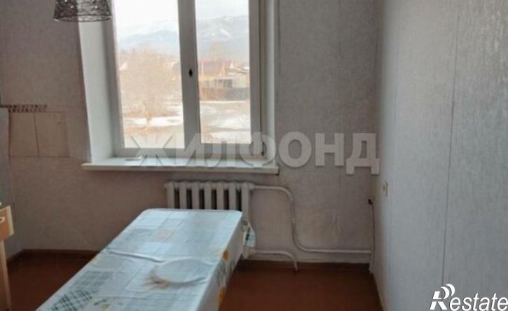 3-комн квартира Октябрьская улица, 37,  д. 37