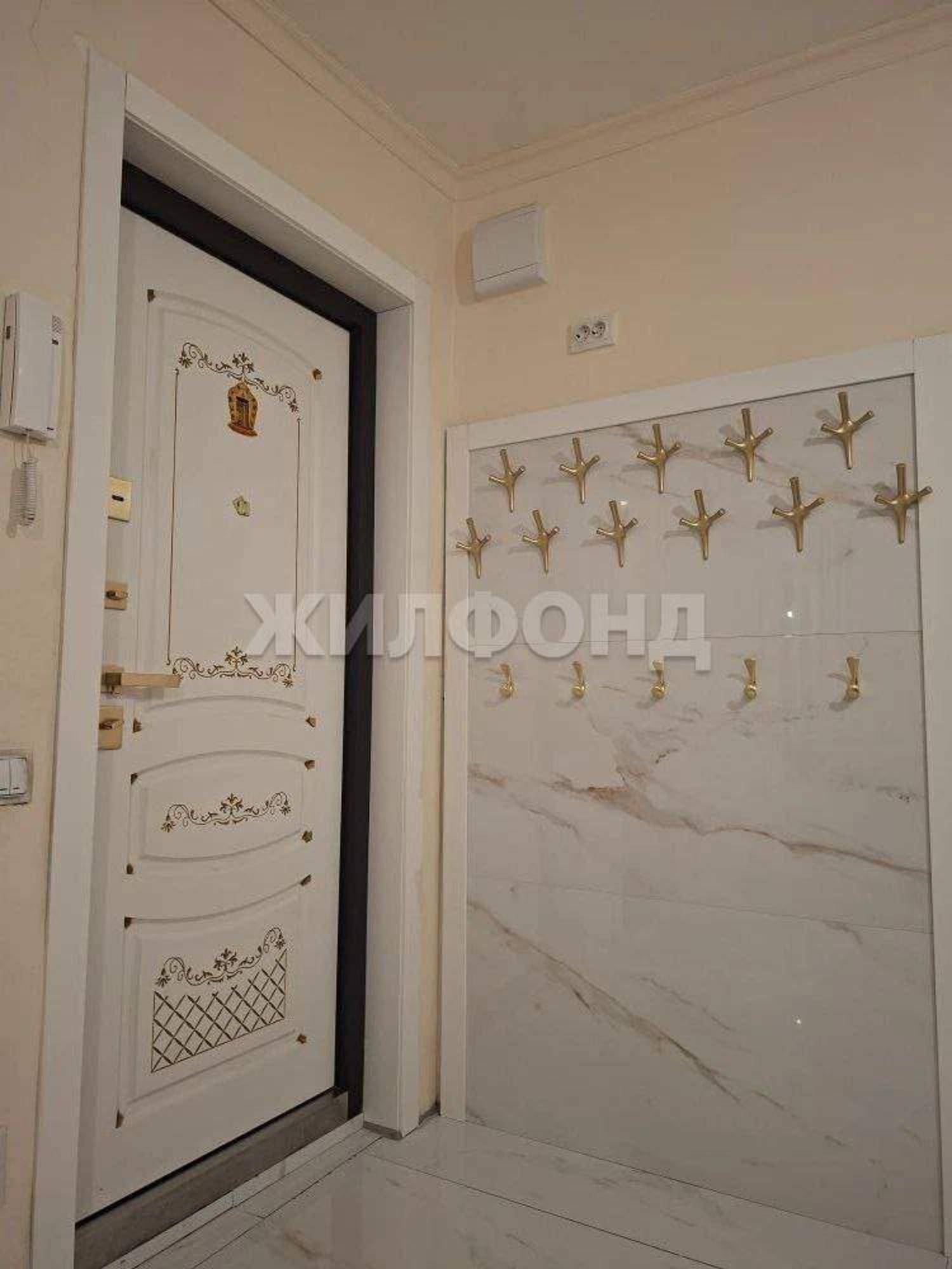 Купить квартиру за 8 100 000 рублей на Кочетова улица, д.95