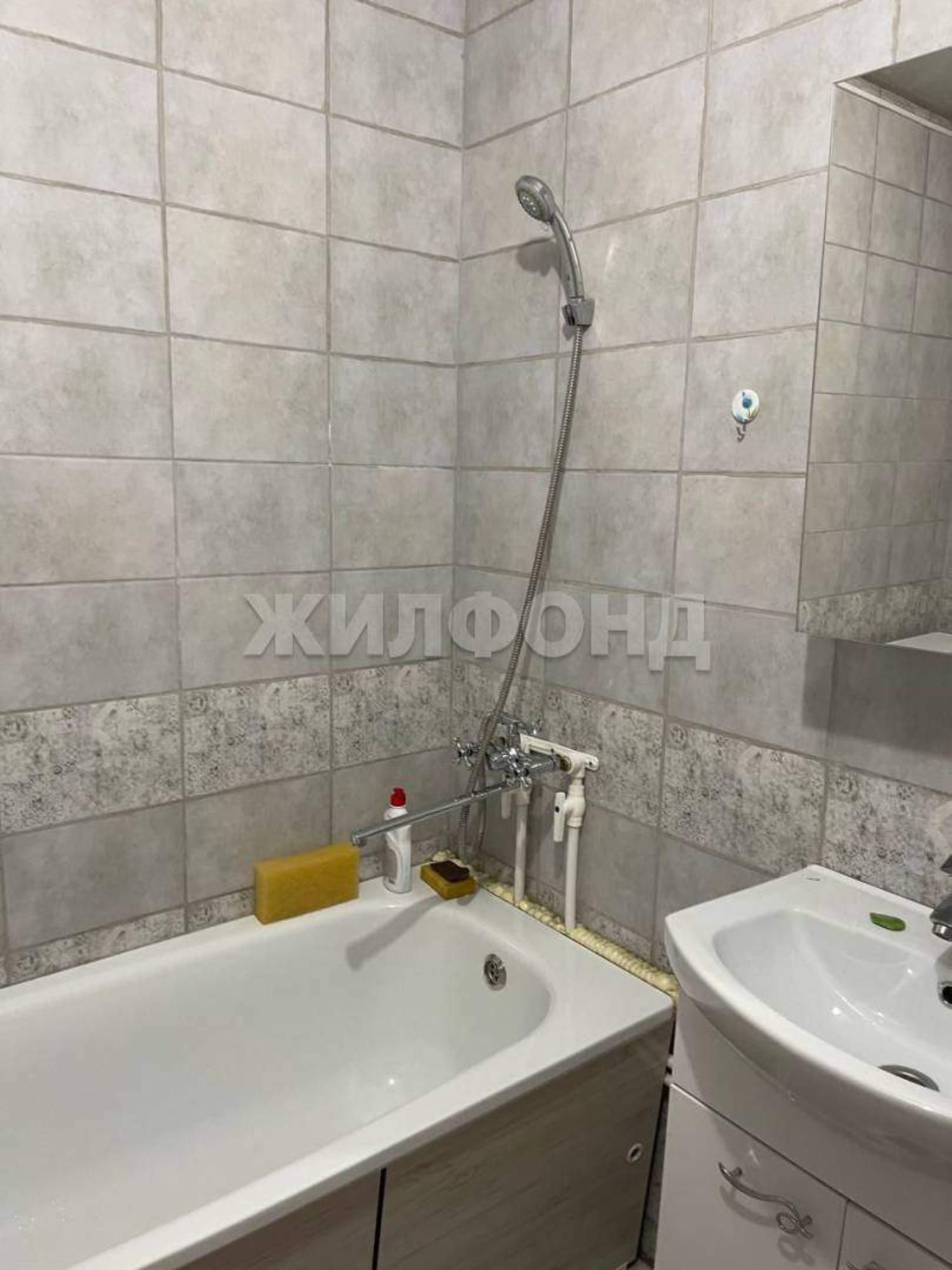 Купить дачу, дом, коттедж за 9 100 000 рублей на Народная ул.