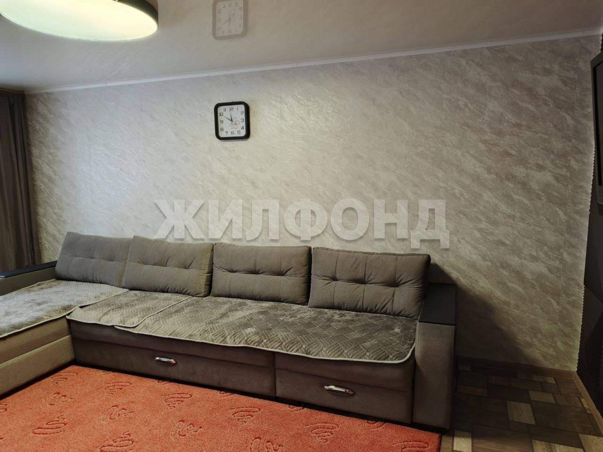 Купить дачу, дом, коттедж за 10 500 000 рублей на Сергея Есенина улица
