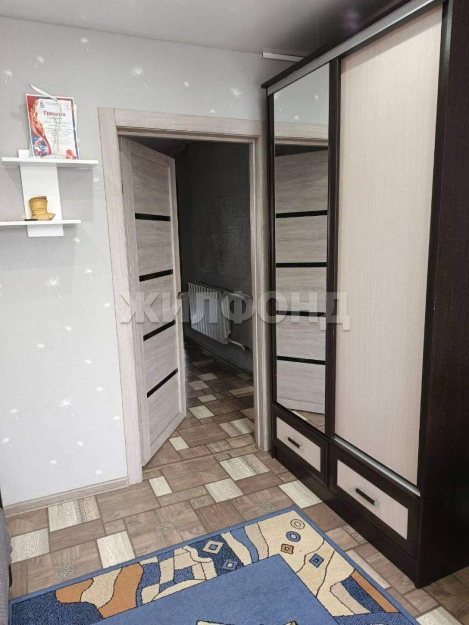 Купить дачу, дом, коттедж за 10 500 000 рублей на Сергея Есенина улица