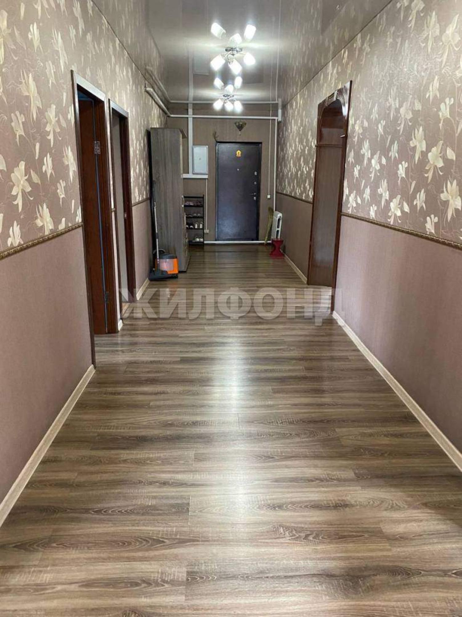 Купить дачу, дом, коттедж за 14 000 000 рублей на Леонида Ефимова ул.