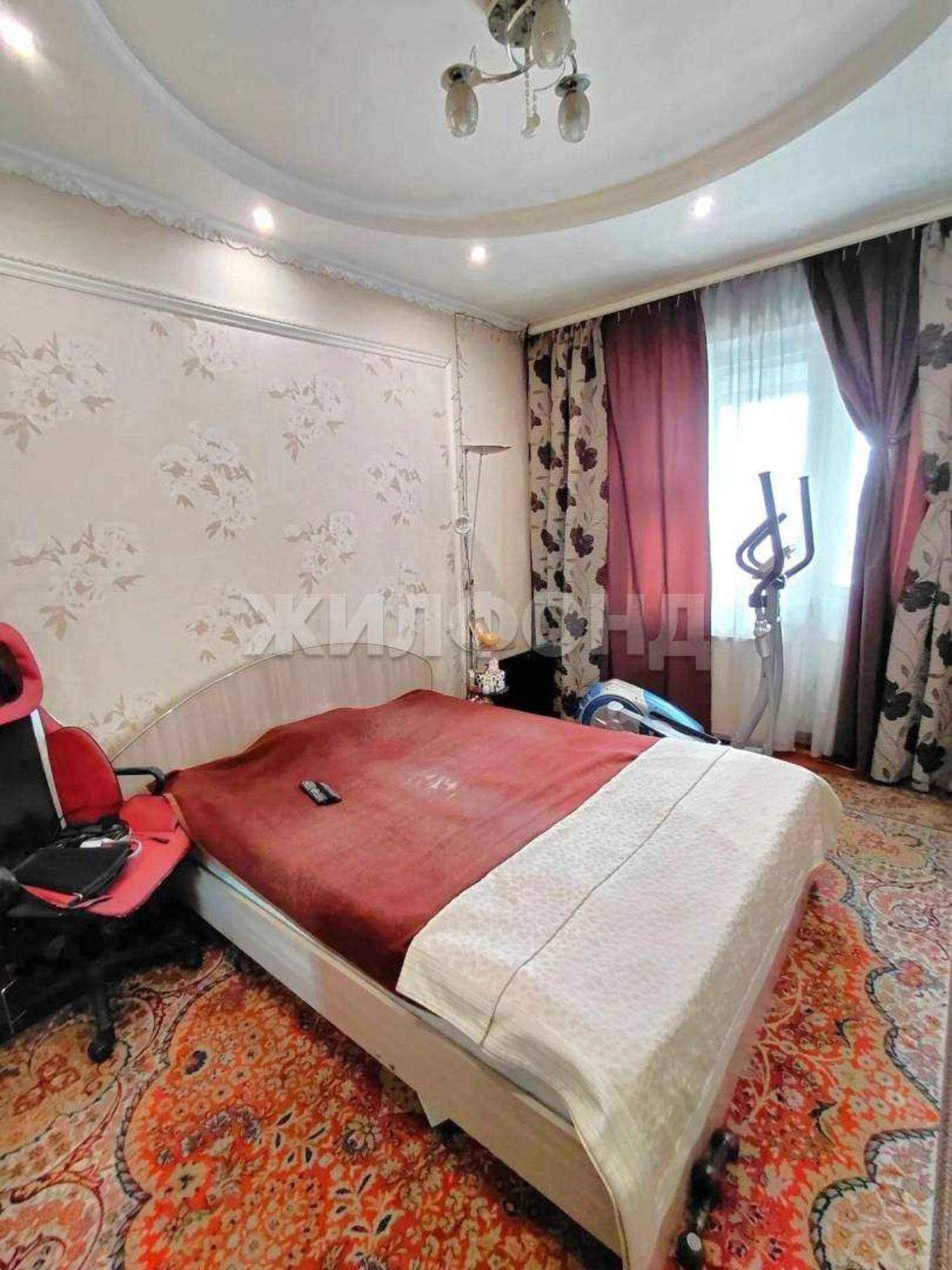 Купить квартиру за 9 700 000 рублей на Калинина ул., д.8