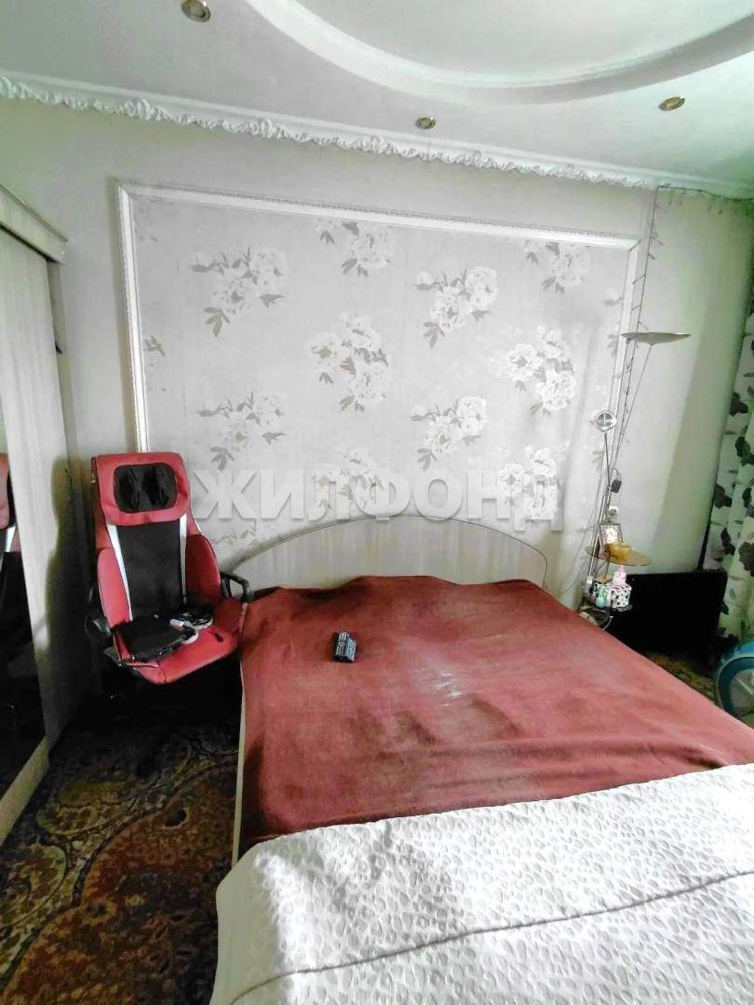 Купить квартиру за 9 700 000 рублей на Калинина ул., д.8