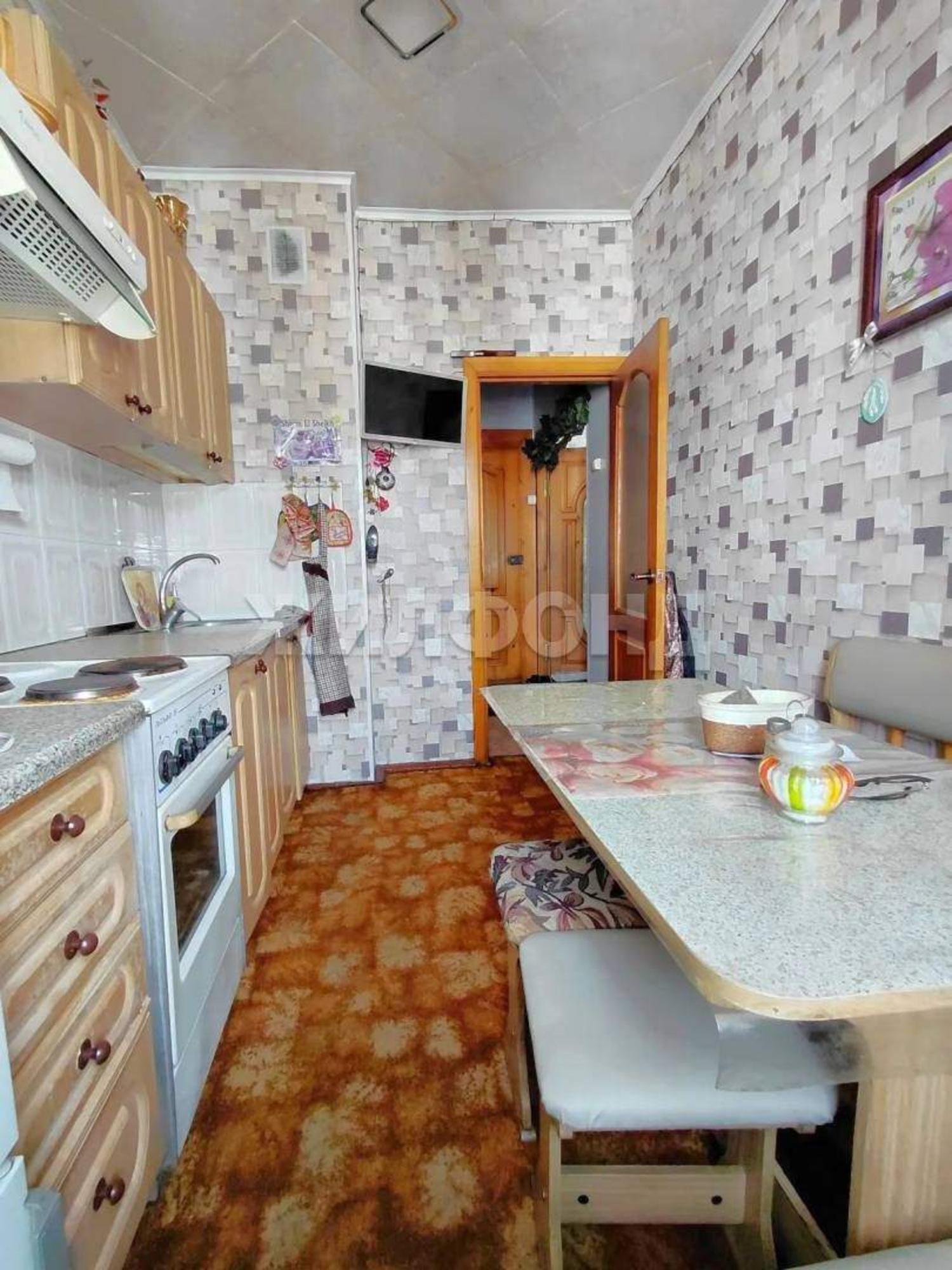 Купить квартиру за 9 700 000 рублей на Калинина ул., д.8