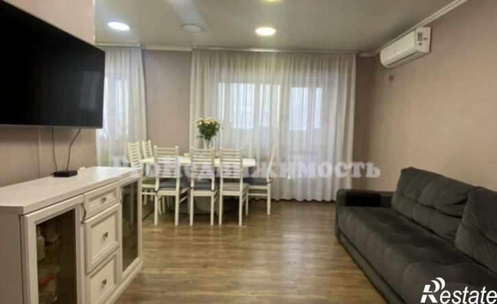 3-комн квартира улица Титова, 33,  д. 33