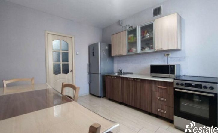 4-комн квартира улица Калинина, 24,  д. 24