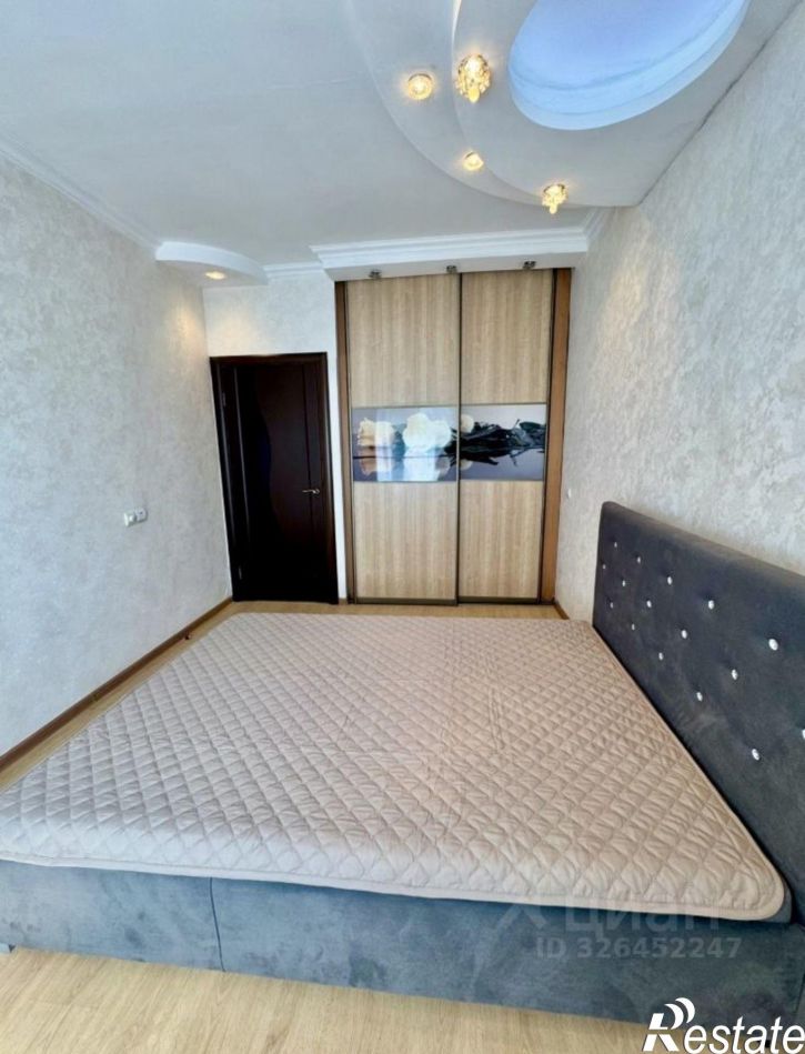 4-комн квартира улица Красных Партизан, 3,  д. 3
