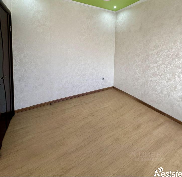 4-комн квартира улица Красных Партизан, 3,  д. 3