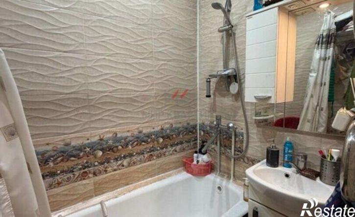 4-комн квартира улица Дружбы, 1/2,  д. 1/2