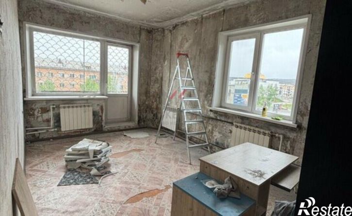 2-комн квартира улица Титова, 33,  д. 33