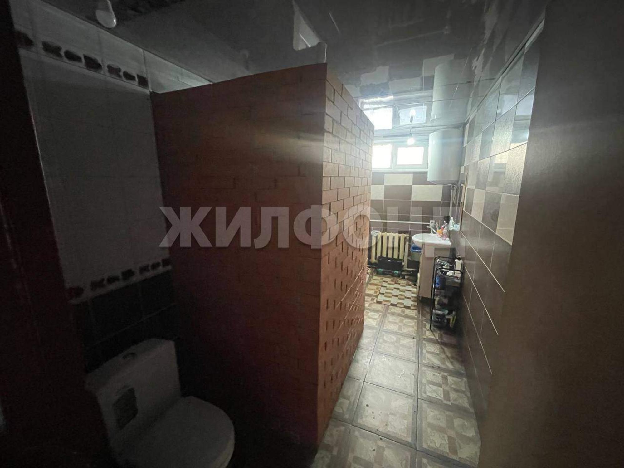 Купить дачу, дом, коттедж за 8 000 000 рублей на Малоенисейская ул.