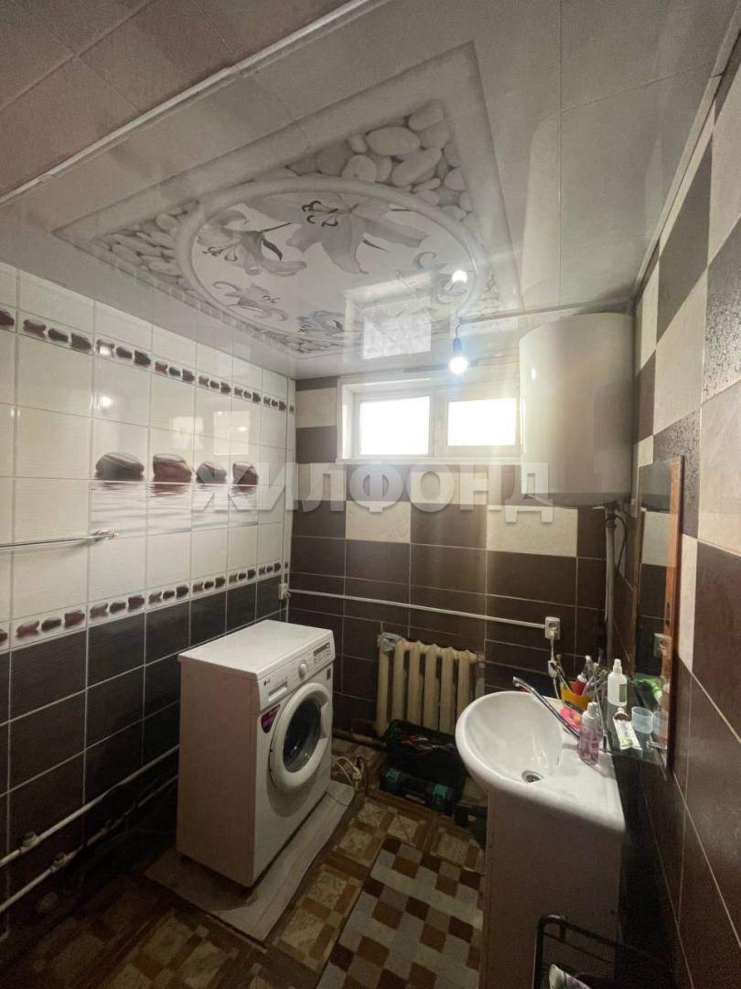 Купить дачу, дом, коттедж за 8 000 000 рублей на Малоенисейская ул.