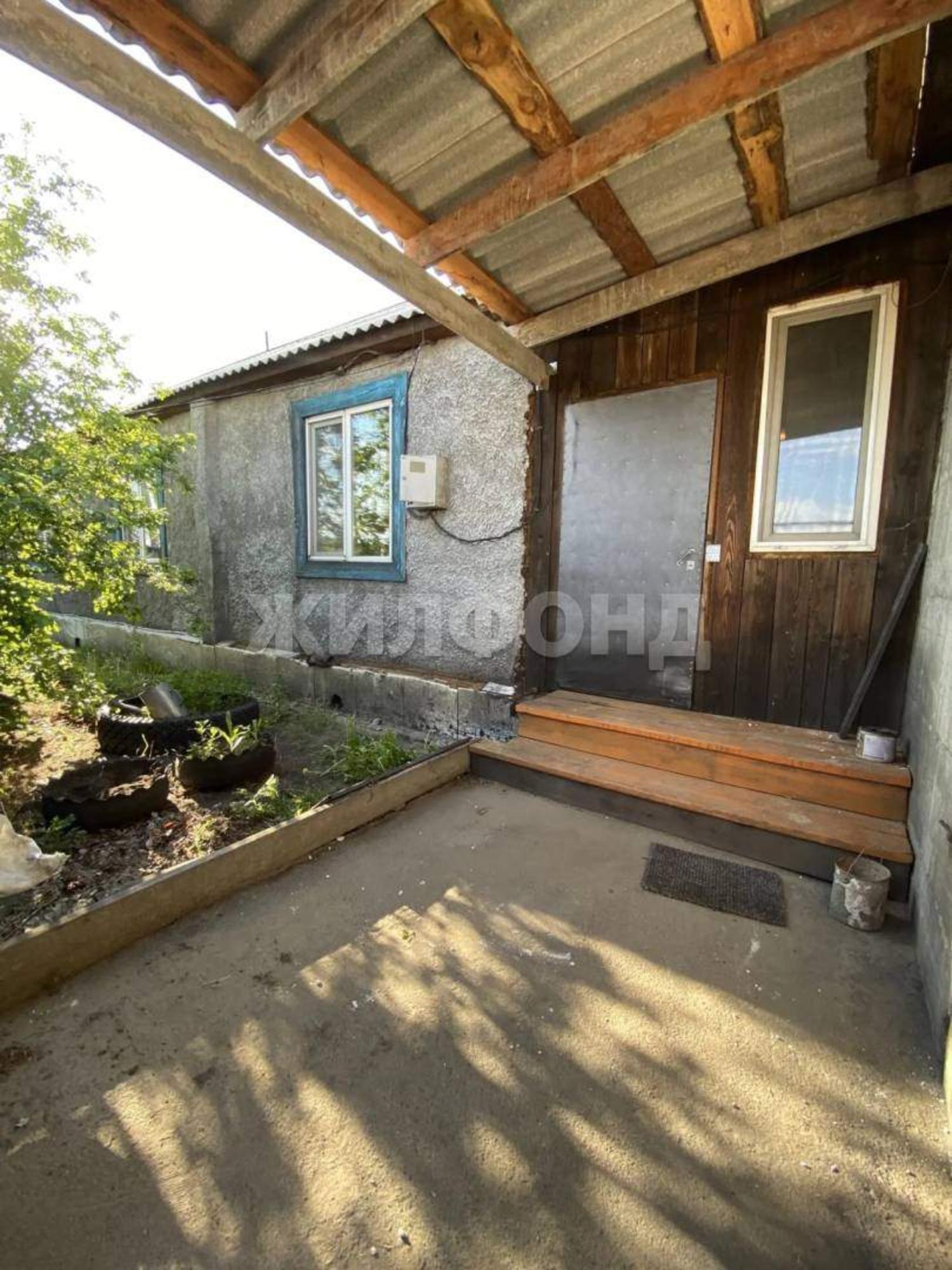 Купить дачу, дом, коттедж за 9 600 000 рублей на Заводская ул.