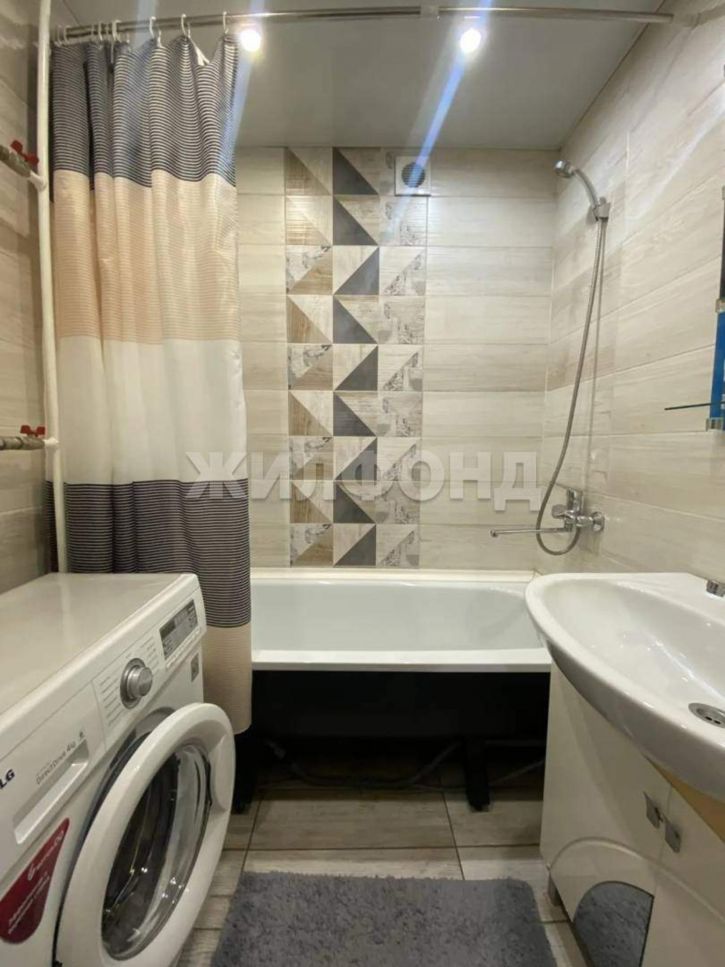 2-комн квартира Калинина ул., д.24б