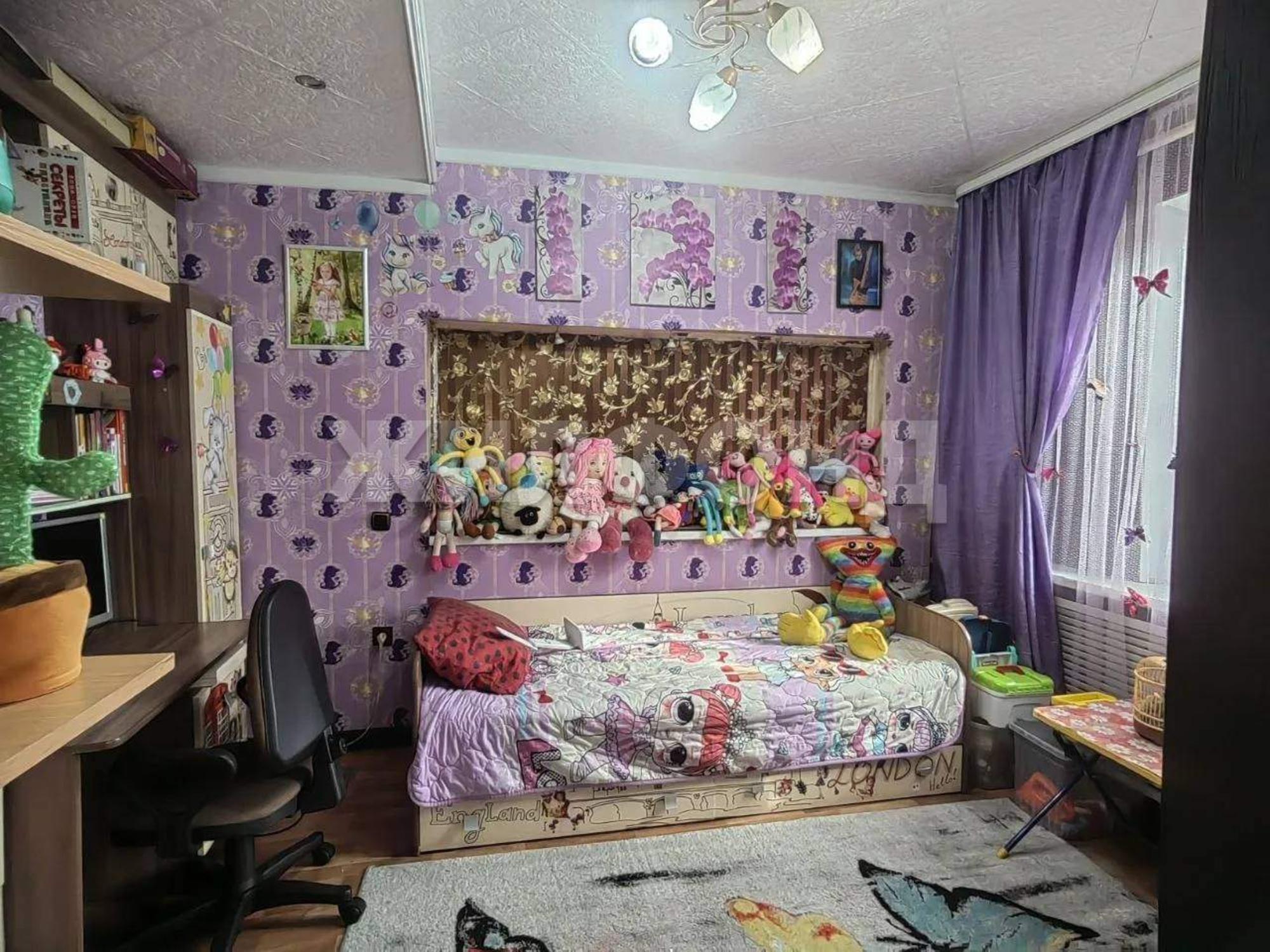 Купить дачу, дом, коттедж за 10 000 000 рублей на Холмистая ул.