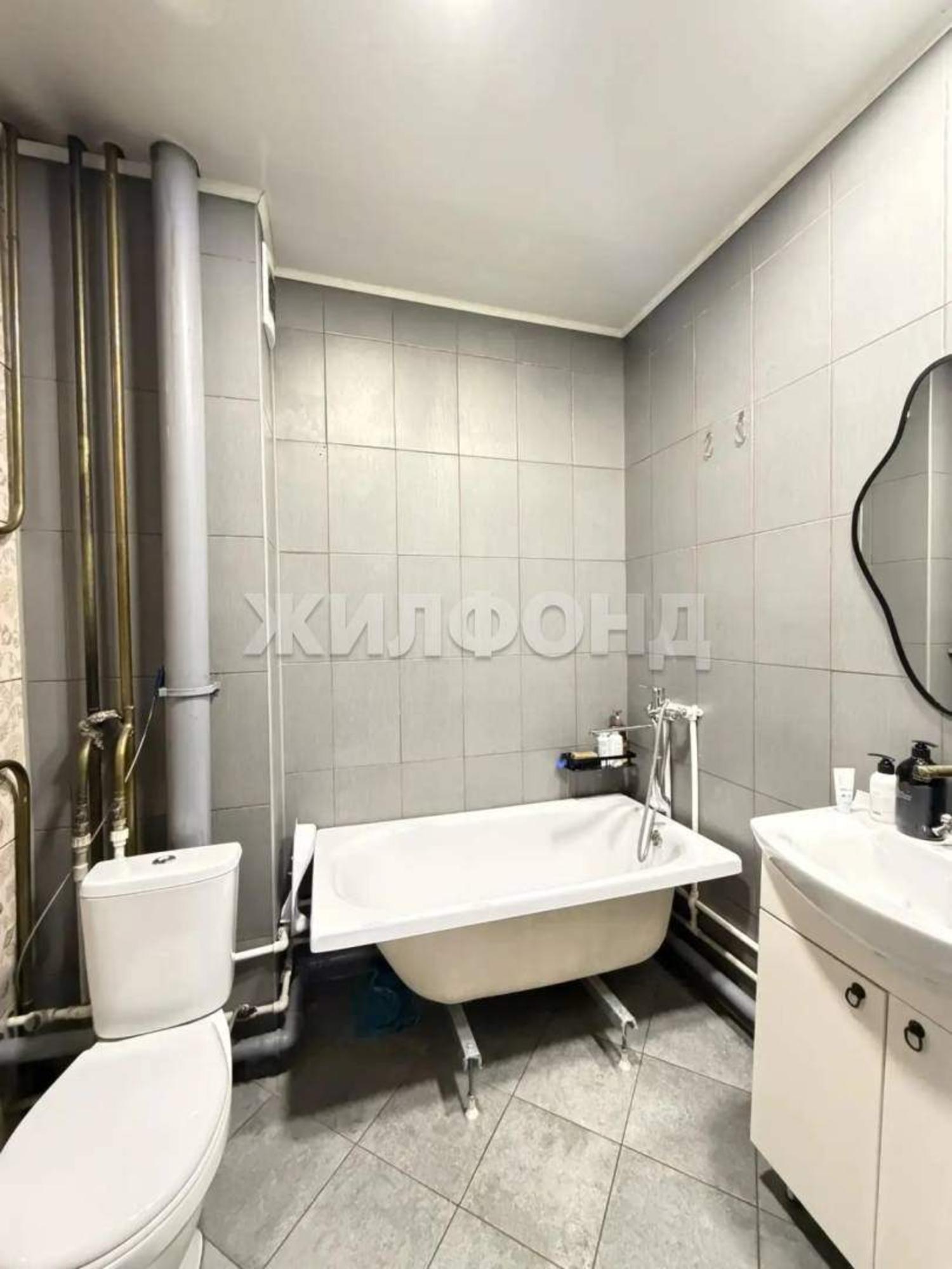 Купить квартиру за 4 800 000 рублей на Каа-Хем ул., д.90в