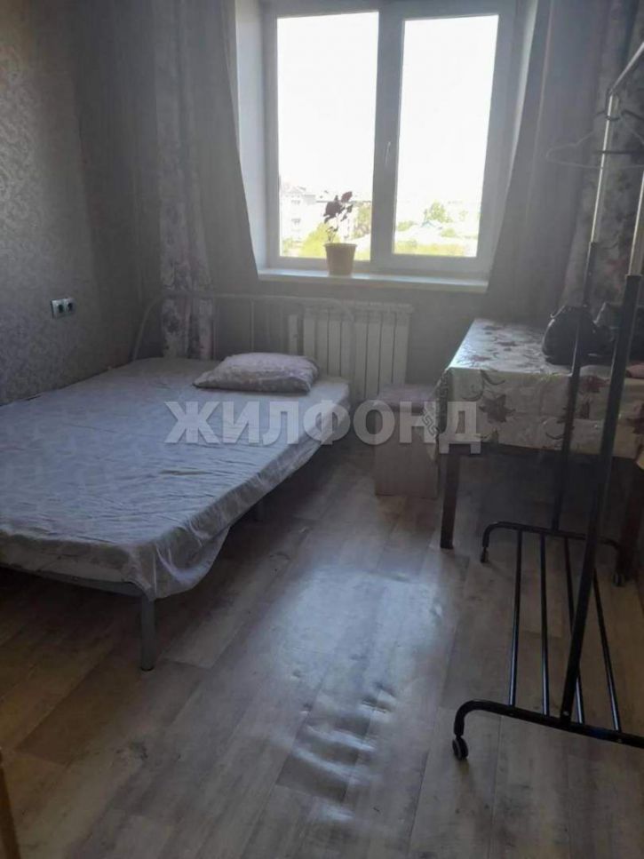 3-комн квартира Калинина ул., д.10