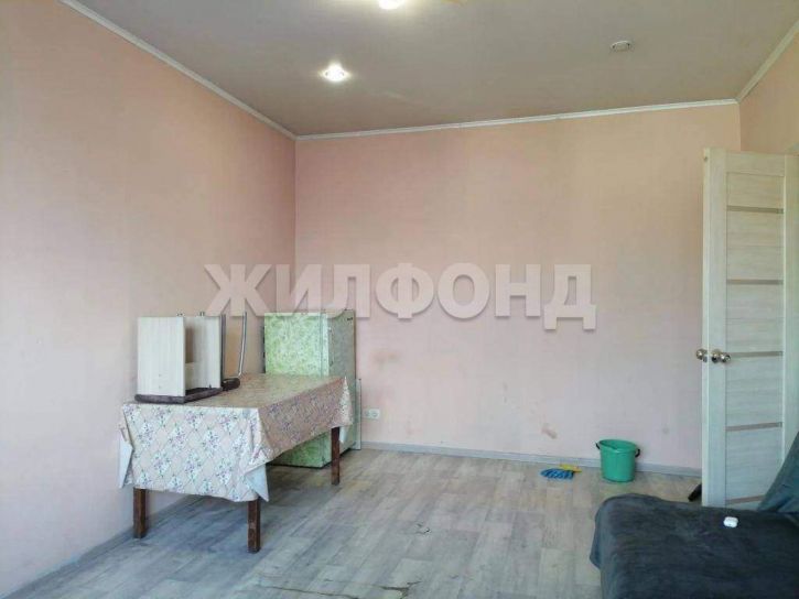 3-комн квартира Калинина ул., д.10
