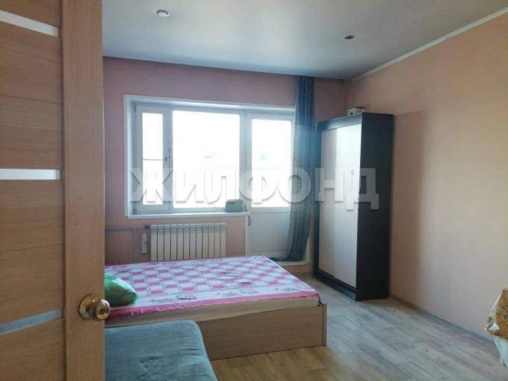 3-комн квартира Калинина ул., д.10