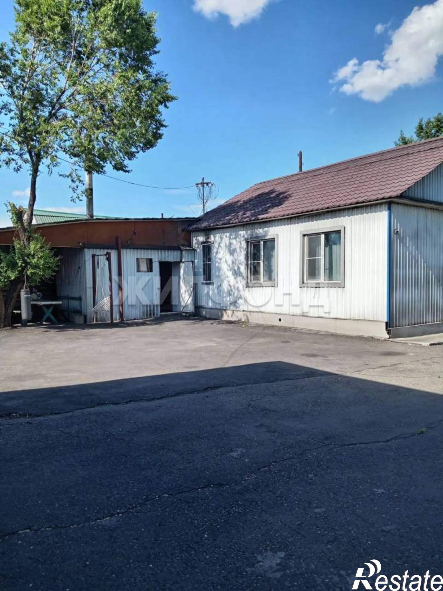 Купить дачу, дом, коттедж за 10 500 000 рублей на Чехова ул.