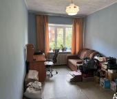 2-комн, 59кв м, этаж 1/3 Кызыл