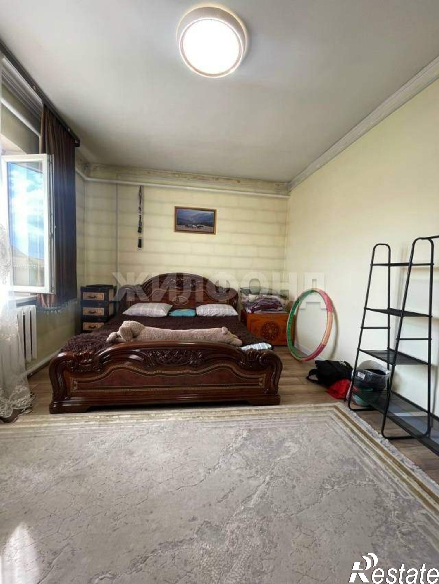 Купить дачу, дом, коттедж за 6 100 000 рублей на Солнечная ул.
