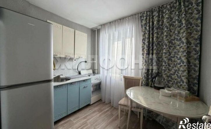 2-комн квартира ул Титова, 15,  д. 15