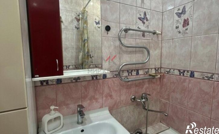 3-комн квартира Кызыл, улица Калинина, 4