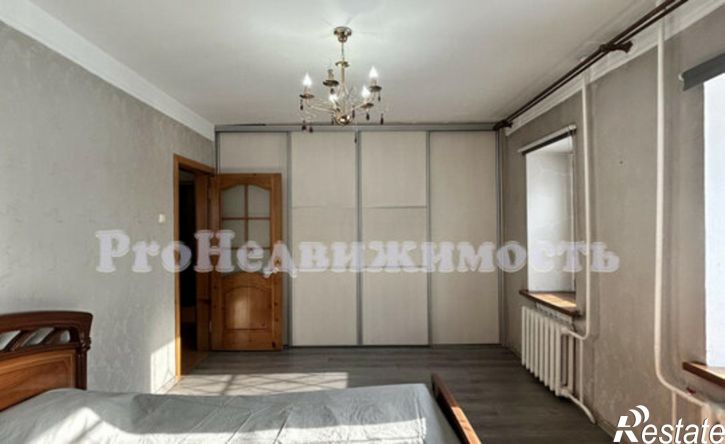 4-комн квартира Кызыл, микрорайон Спутник, Убсу-Нурская улица, 2А