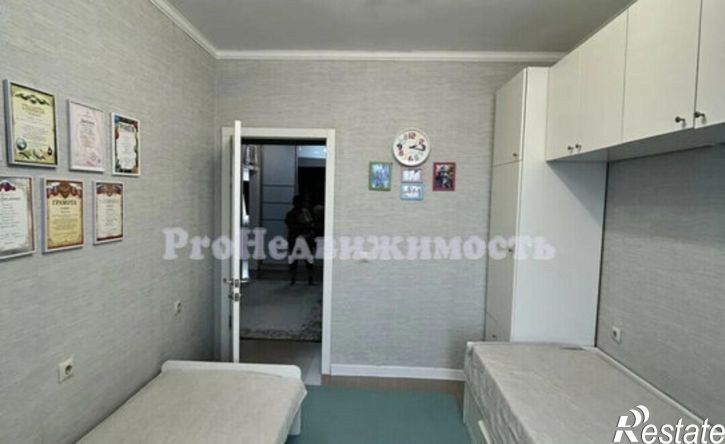 4-комн квартира ул Дружбы, 1а,  д. 1а