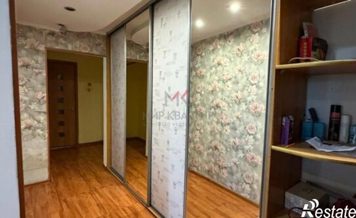 3-комн квартира Кызыл, микрорайон Энергетиков, 1