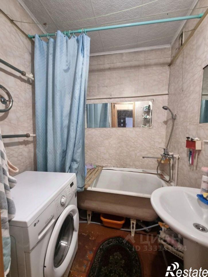 2-комн квартира 4-й м-н, улица Калинина, 24Б