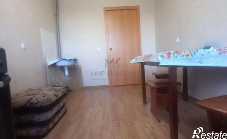 2-комн квартира Кызыл, микрорайон Спутник, 3