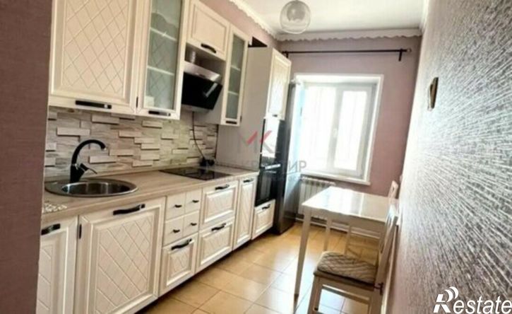2-комн квартира Кызыл, Бай-Хаакская улица, 2