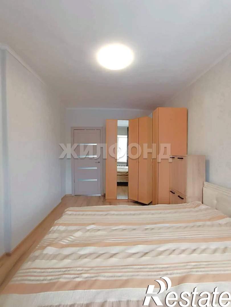 Купить квартиру за 10 000 000 рублей на Кочетова ул., д.59/2